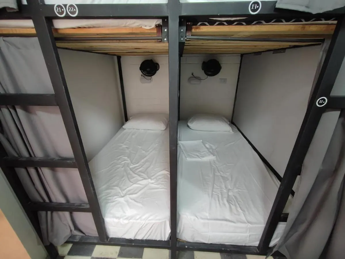Capsule hotel Baku Laureles Hostel Medellin Colombia